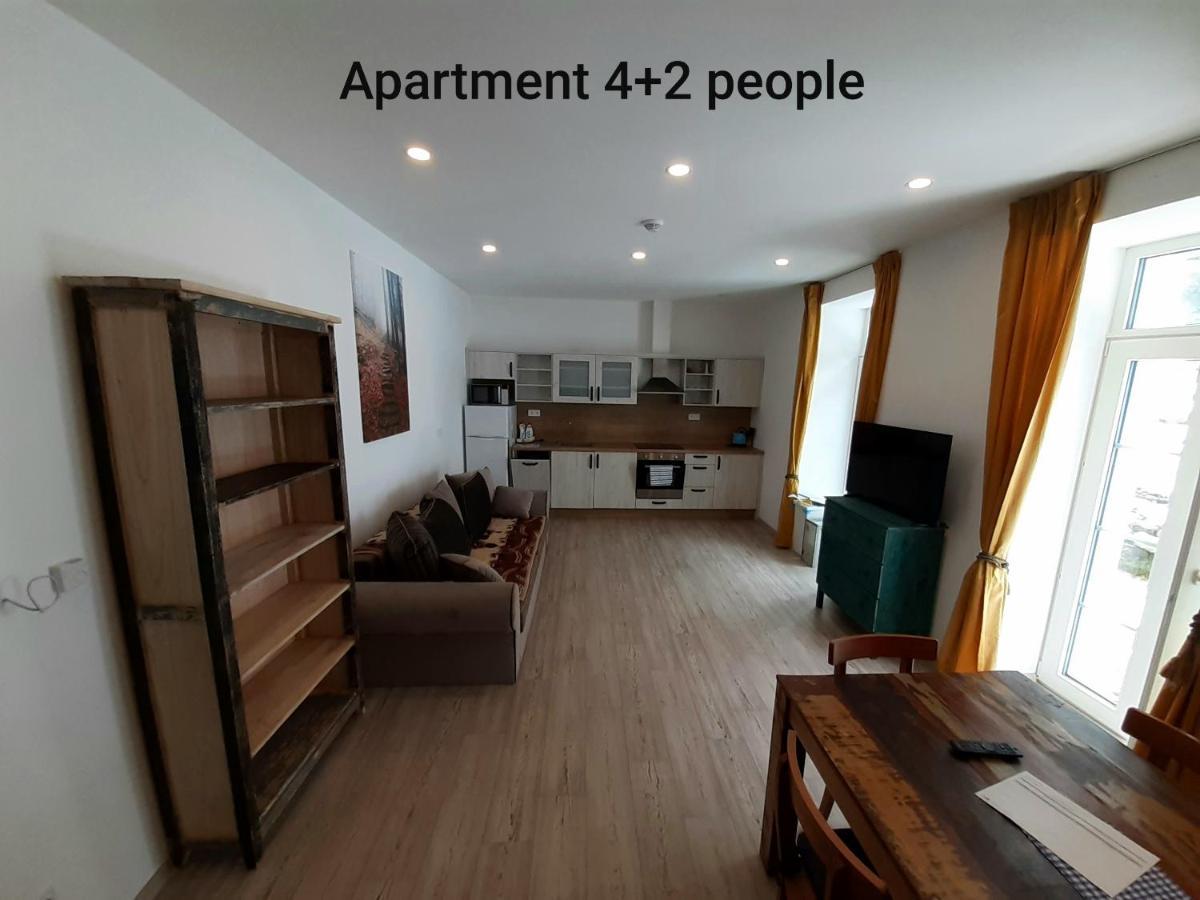Apartmany Pod Marianskymi Schody 阿尔布勒茨缇策维基泽尔斯基弛霍拉次 外观 照片