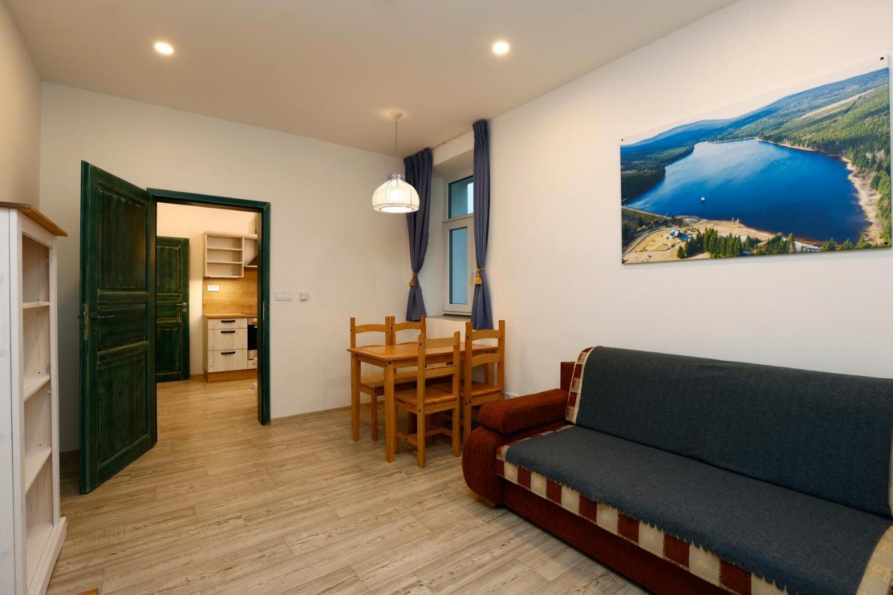Apartmany Pod Marianskymi Schody 阿尔布勒茨缇策维基泽尔斯基弛霍拉次 外观 照片