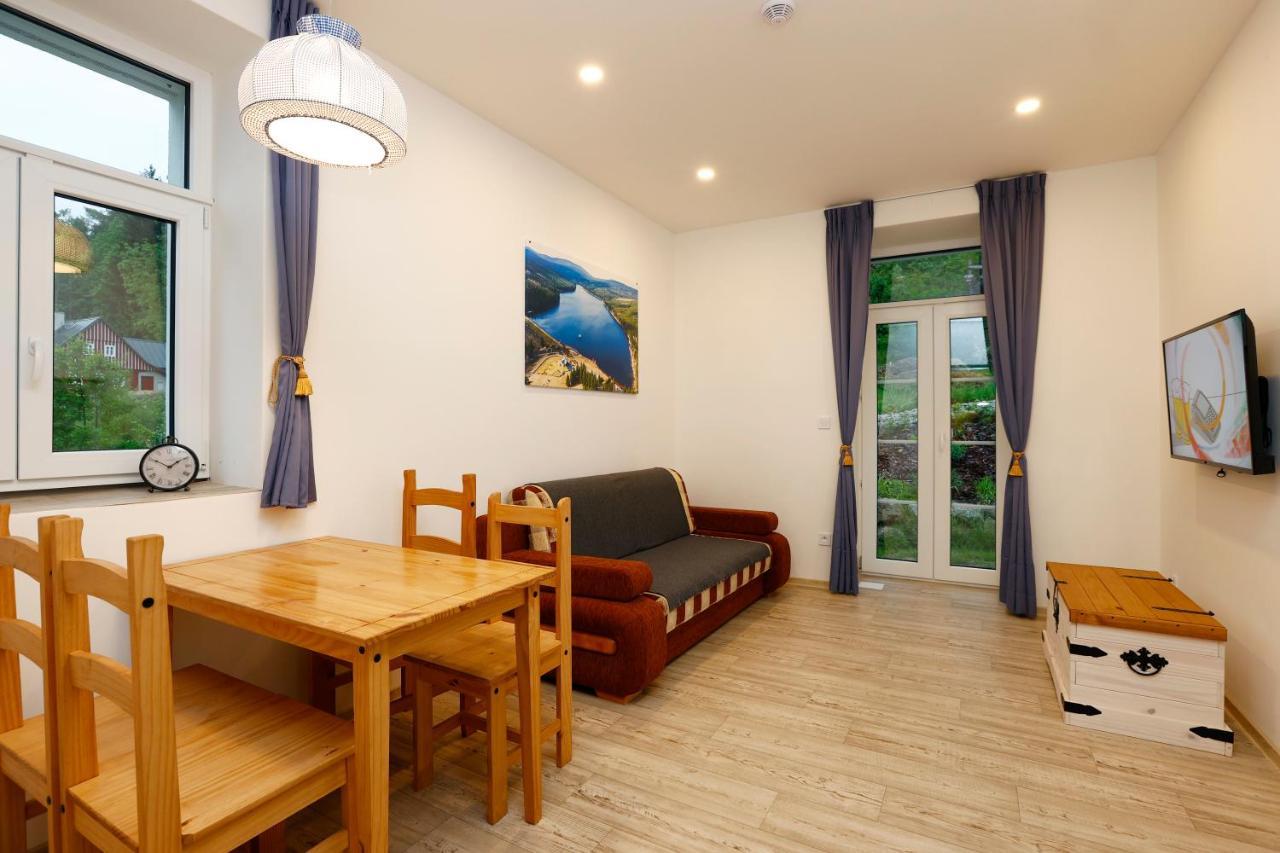 Apartmany Pod Marianskymi Schody 阿尔布勒茨缇策维基泽尔斯基弛霍拉次 外观 照片