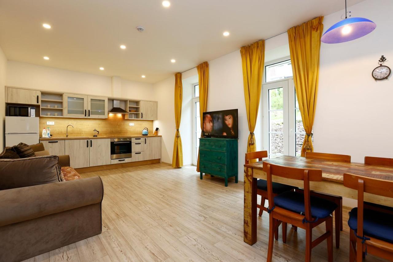 Apartmany Pod Marianskymi Schody 阿尔布勒茨缇策维基泽尔斯基弛霍拉次 外观 照片