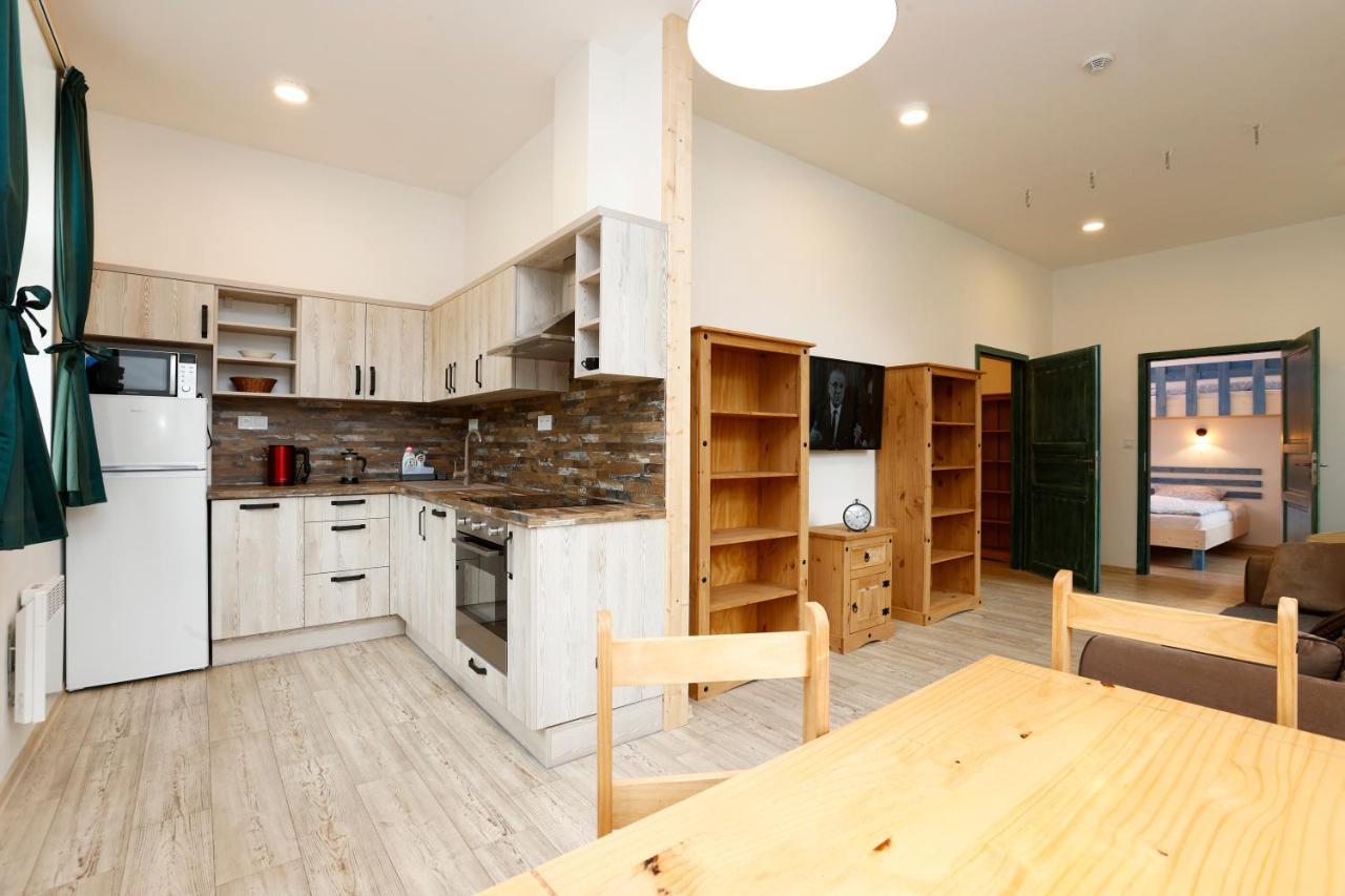 Apartmany Pod Marianskymi Schody 阿尔布勒茨缇策维基泽尔斯基弛霍拉次 外观 照片
